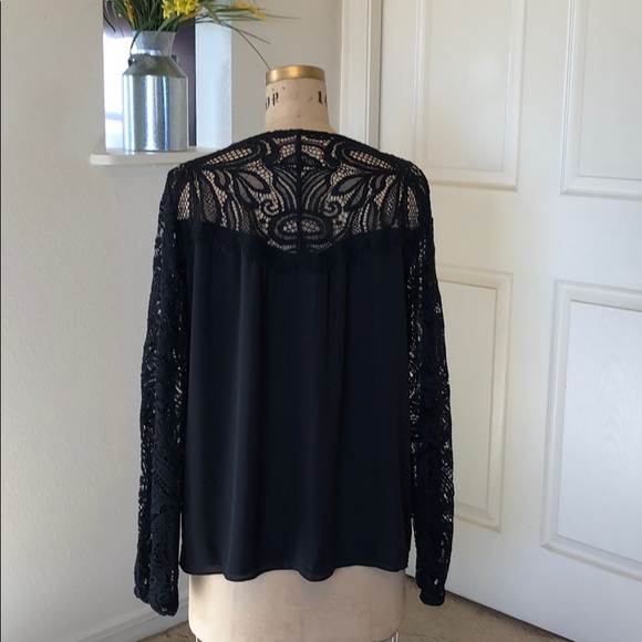 Lilly Pulitzer Black Lace and Silk Top - Picture 2 of 3